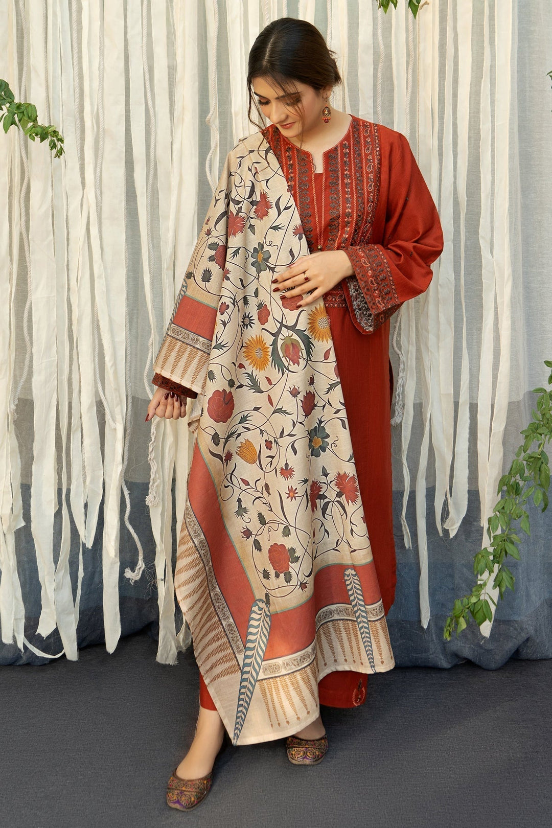 Urge Premium Luxury Lawn Unstitched 3-Piece Heavy Embroidered Suit