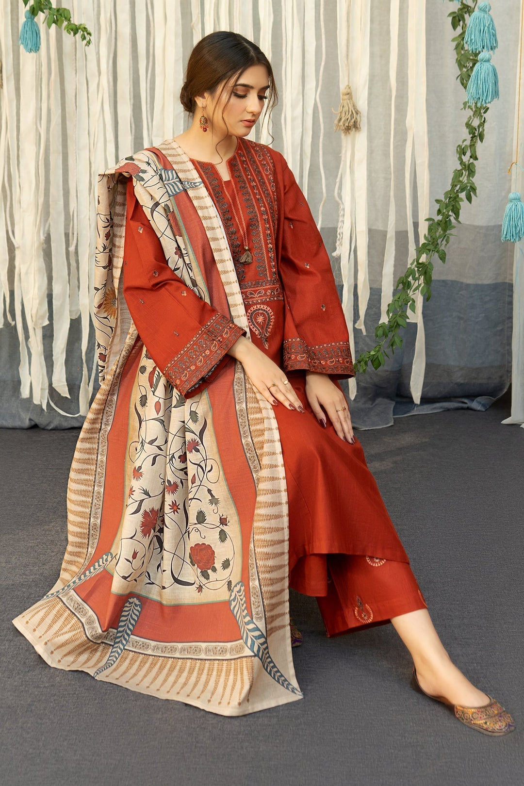 Urge Premium Luxury Lawn Unstitched 3-Piece Heavy Embroidered Suit