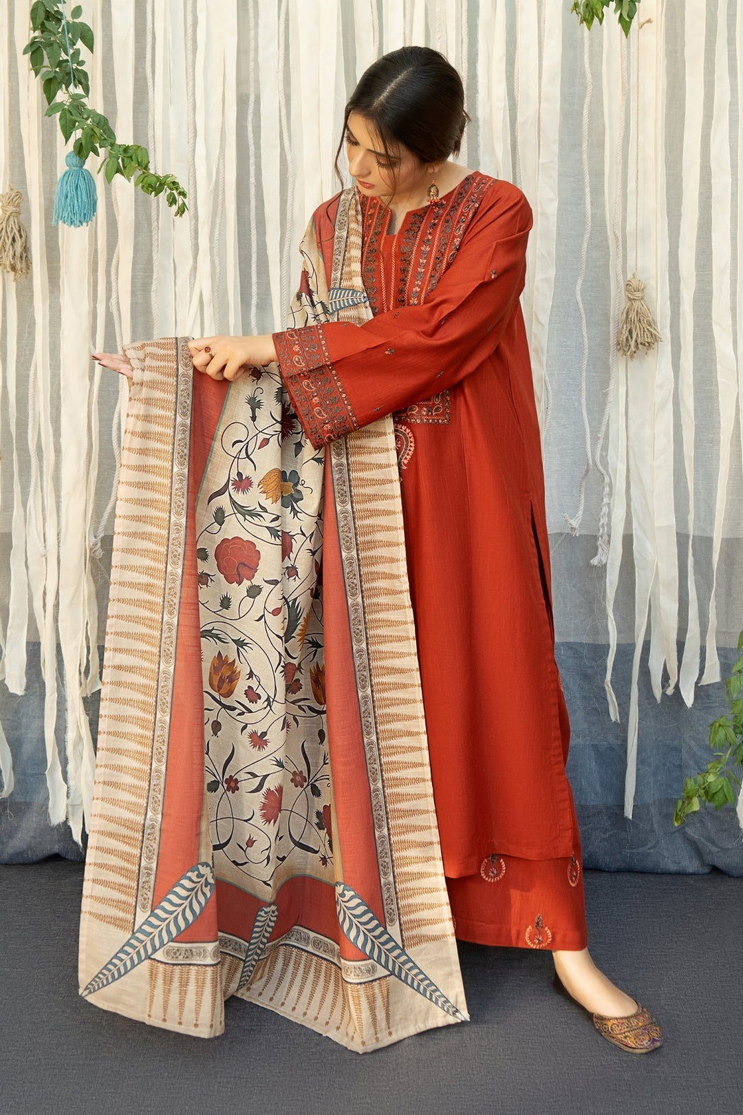 Urge Premium Luxury Lawn Unstitched 3-Piece Heavy Embroidered Suit