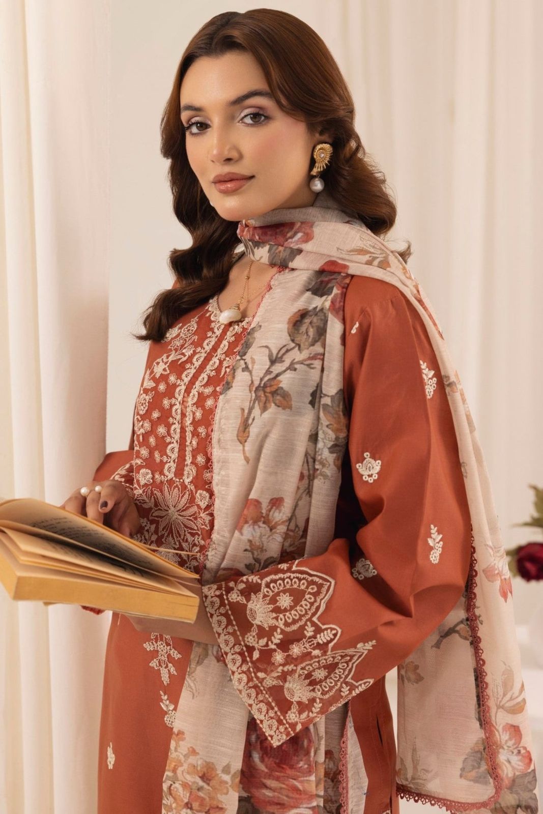 Mohagni Premium Luxury Lawn Unstitched 3-Piece Heavy Embroidered Suit