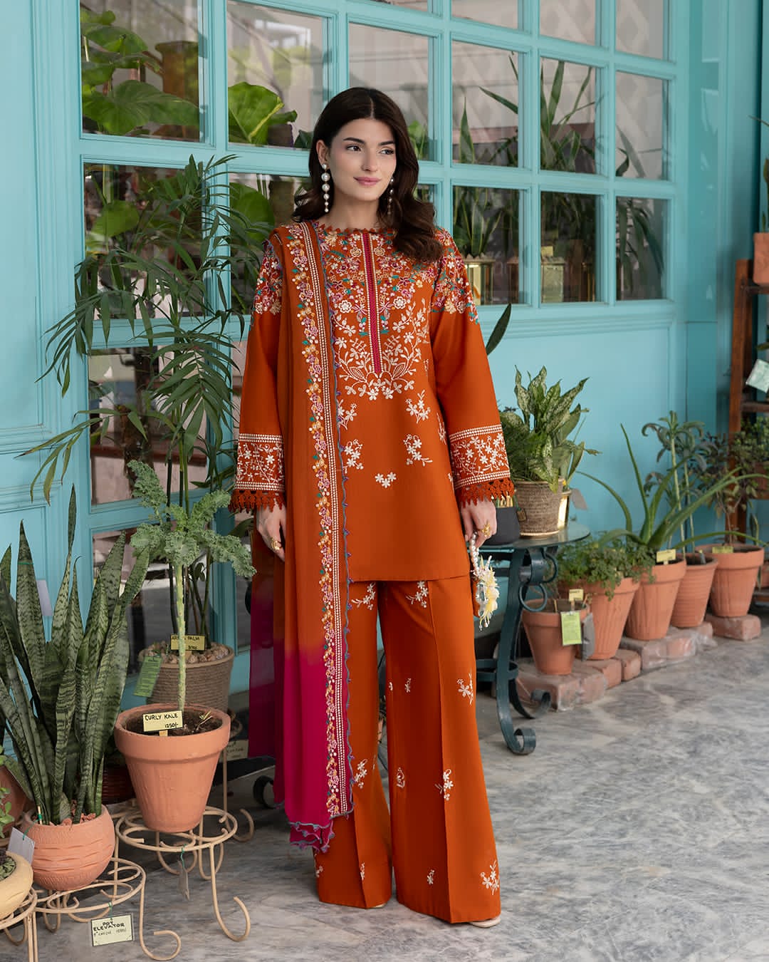 Aneela Brand Dhanak 3PC with Embriodery dupta