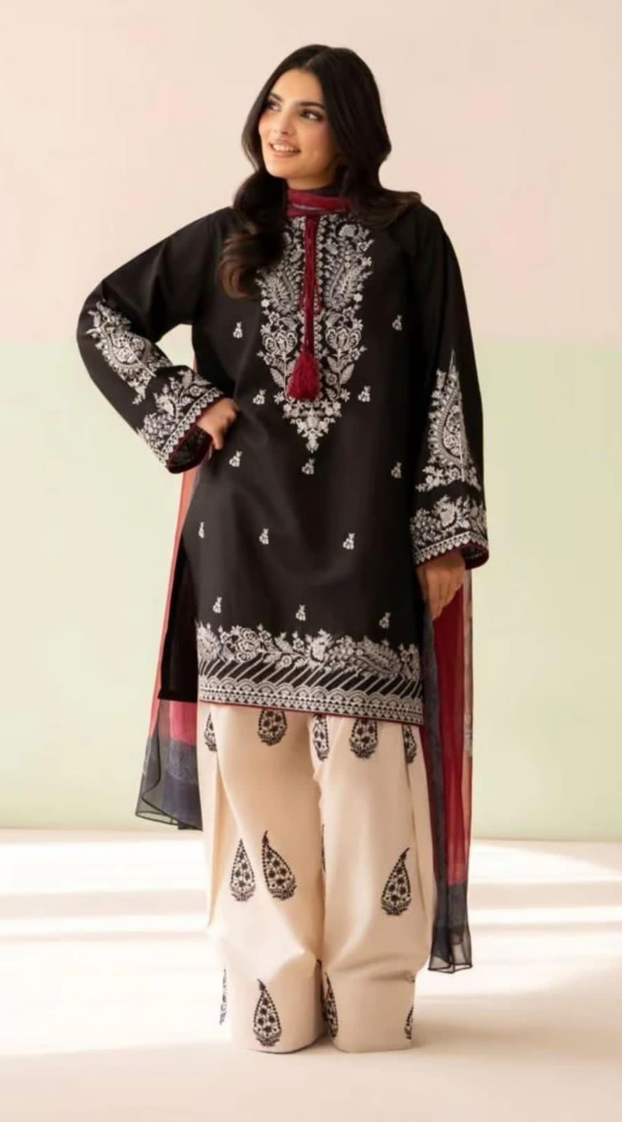 Winter 3PC Dhanak Hit Article