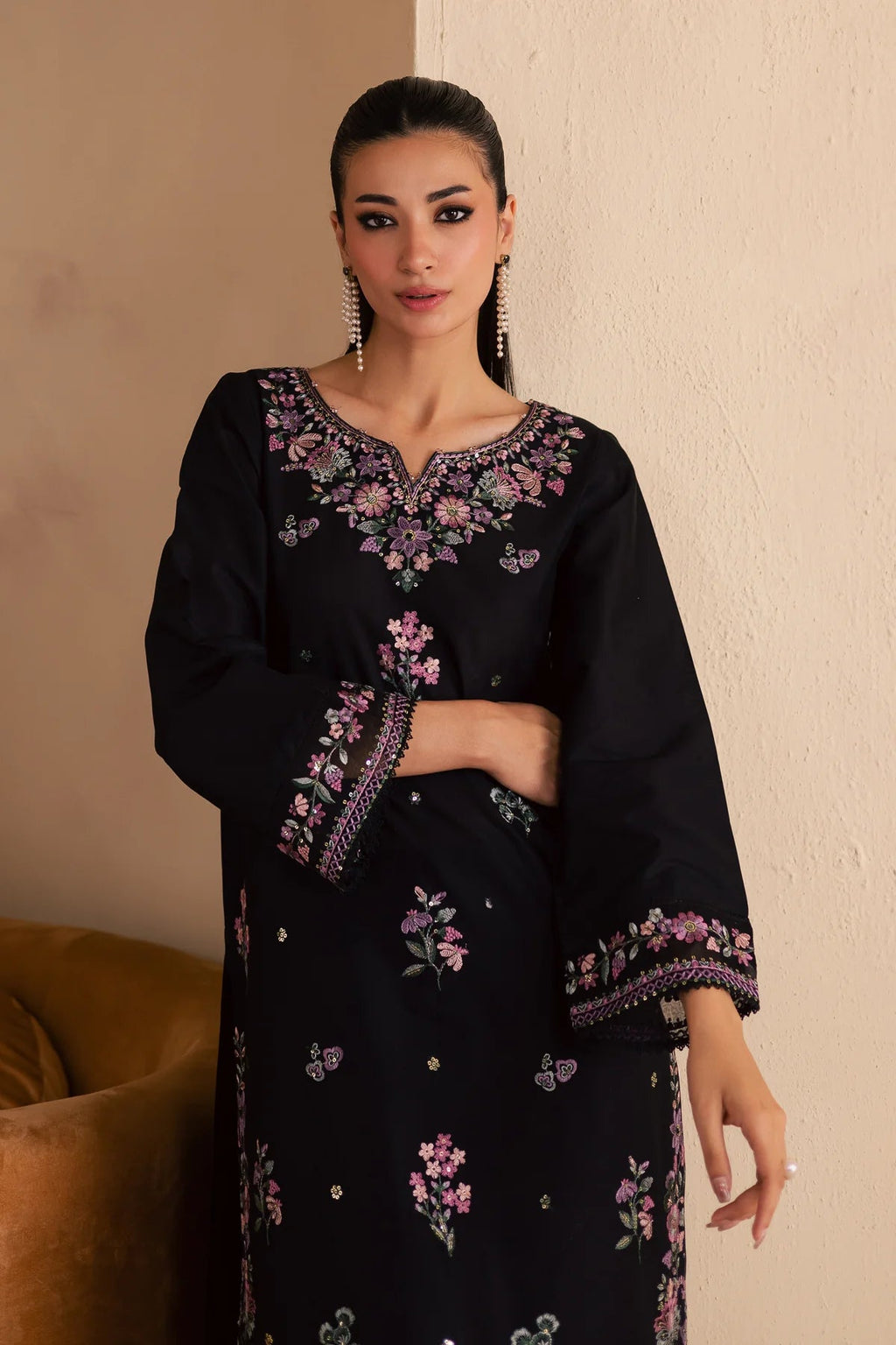 Batik Embroidered Dhanak Winter 2 Piece Dress - J4022